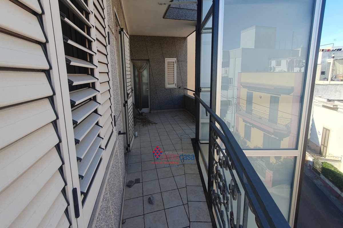 13 balcone.jpg